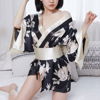 Kimono - Black & White Nightdress 4