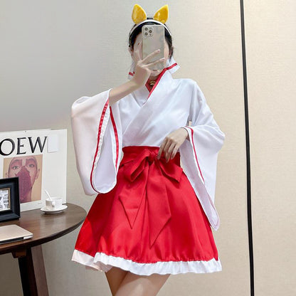 Kimono – Cute Japanese Miko Costume